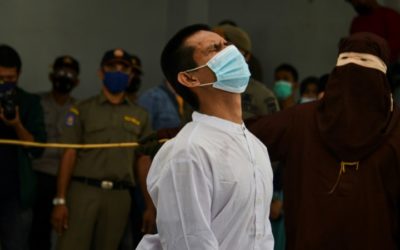 Indonesian Gay Couple Whipped for Sharia-Banned Sex