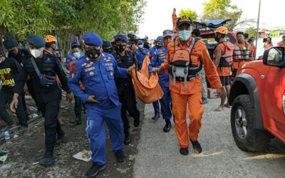 At Least Seven Dead in Indonesia Boat Selfie Accident