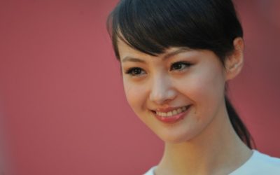 Prada Drops Chinese TV Star amid Surrogacy Scandal