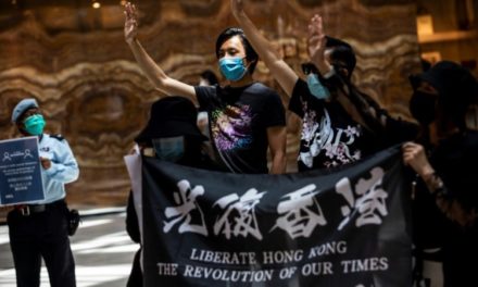 China Warns Britain Interfering in Hong Kong Will ‘Backfire’