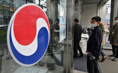 Korean Air Chief Defeats ‘Nut Rage’ Sister’s Challenge
