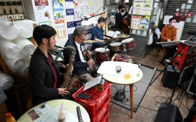 Hong Kong Jazz Band Turns Cramped Noodle Shop into a Concert Hall