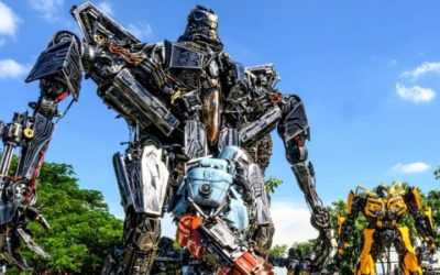 Thai Metal Workshop Dazzles Tourists With Movie-Inspired Creations