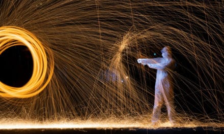 Chinese ‘Light Painter’ Takes Artistic Inspiration From Virus