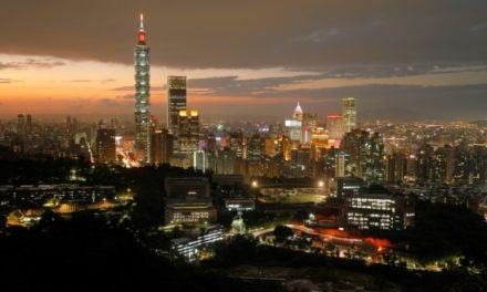Taiwan Expels Two Chinese Journalists Over Political Shows