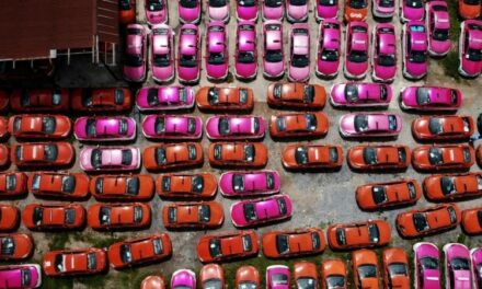 Taxis and Tuk-Tuks Come to a Standstill after Thai Virus Surge
