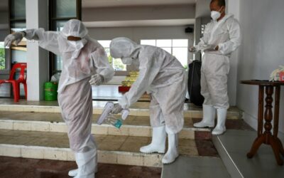 Thai Monks Don Protective Gear as COVID Cases Surge