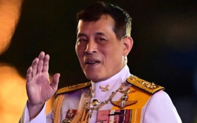 Thai King Sweeps Prison Floors Alongside Consort