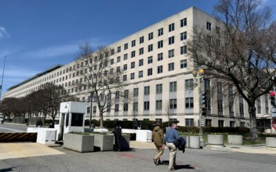 US Govt Probing Missing $5,800 Whiskey Bottle Japan Gave to Pompeo